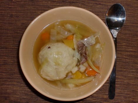 Kjøttsuppe med boller